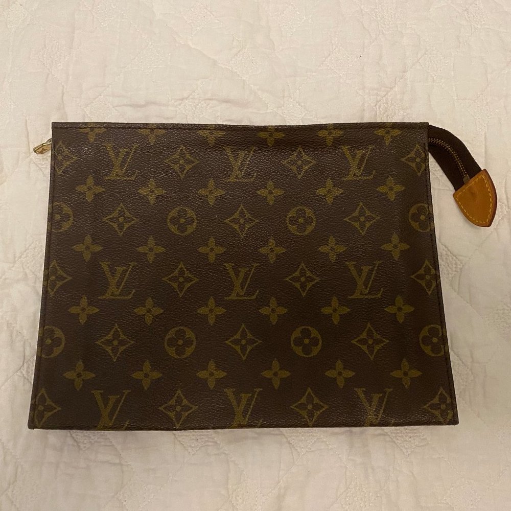 Louis Vuitton Pouch